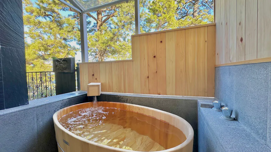 ISANA Resort: Natural Private Hotsprings and Ocean View Boutique Hotel