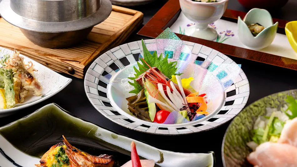 Jintsukyo Kasuga Onsen Tominowa