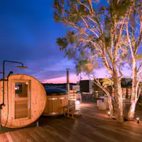 ซาวน่าที่มีแสงไฟ