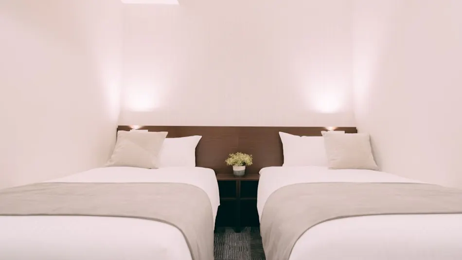R Hotel Honmachi