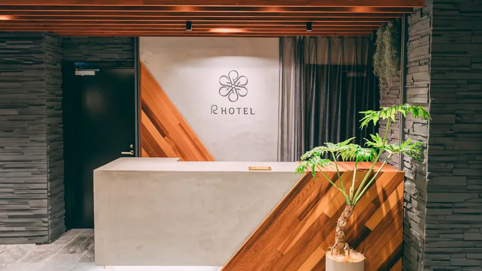 R Hotel Honmachi