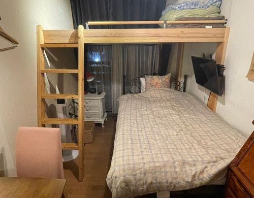 ツインルーム　ロフト型ベッド