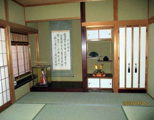 2間続きの床の間付きの和室