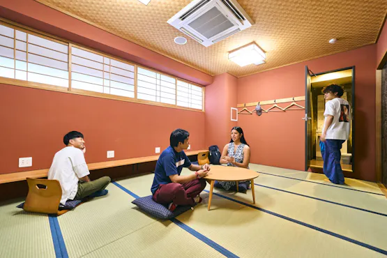 Kamar bergaya Jepang untuk 4 orang