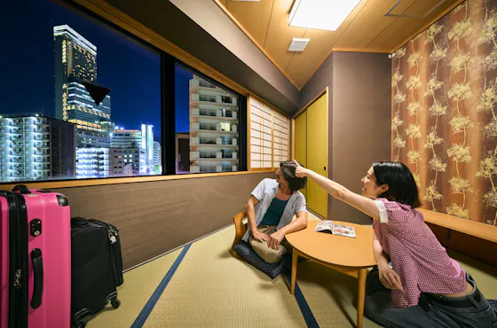 Japanese-style room for 4 people (with view)