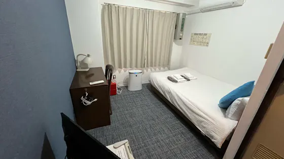 Kamar Semi Double Merokok. Untuk 1-2 orang.