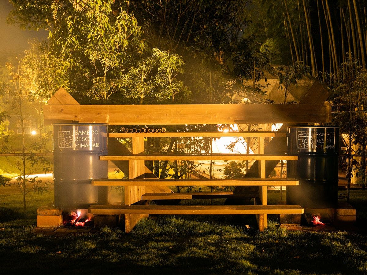 อ่างอาบน้ำโกเอมอนในยามค่ำคืนเป็นสิ่งพิเศษ