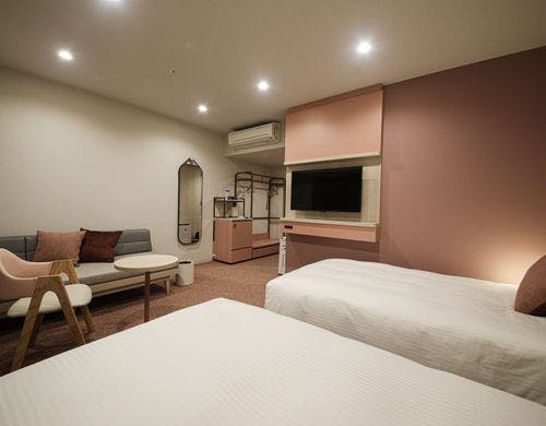 スーペリアツイン(約24平米)