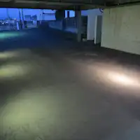 ที่จอดรถ (สูงไม่เกิน 2.1 เมตร)