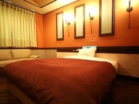 ビジネスホテルグリーンロード