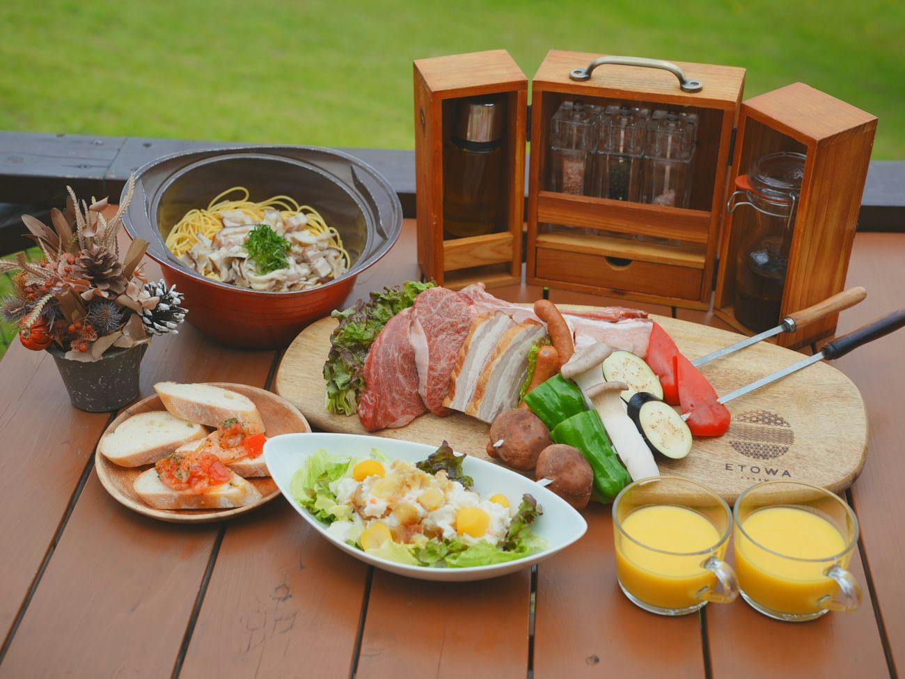 ETOWA KASAMA: Outdoor Resort Close to the Sky and Forest