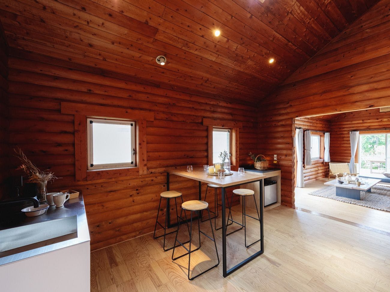 ETOWA KASAMA: Outdoor Resort Close to the Sky and Forest