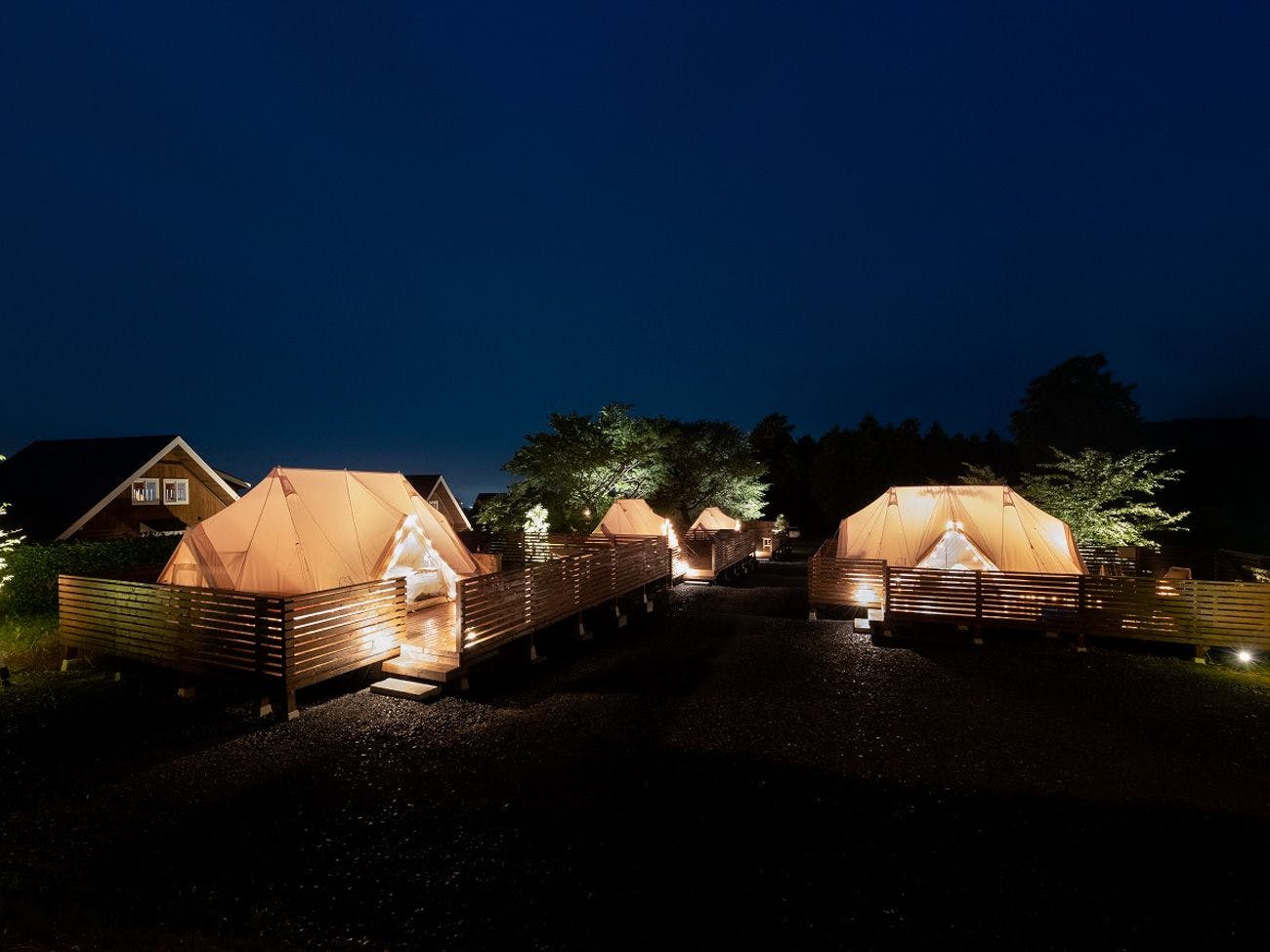ETOWA KASAMA: Outdoor Resort Close to the Sky and Forest