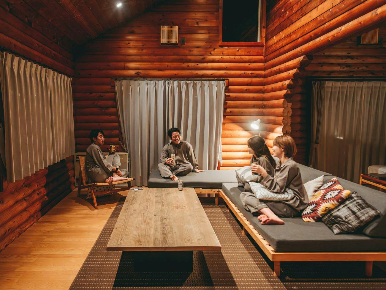 ETOWA KASAMA: Outdoor Resort Close to the Sky and Forest