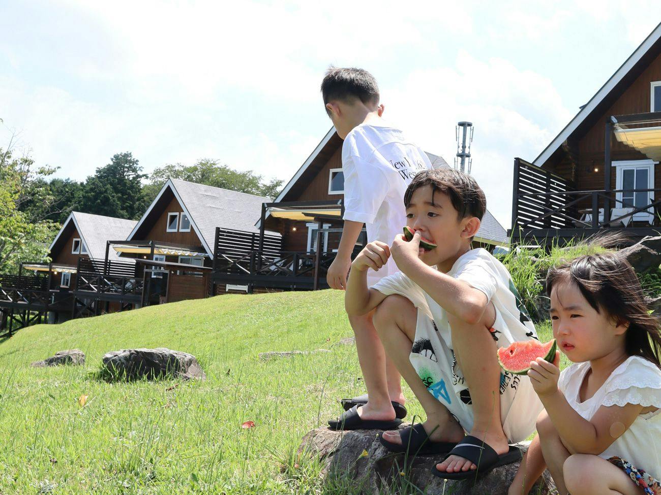ETOWA KASAMA: Outdoor Resort Close to the Sky and Forest