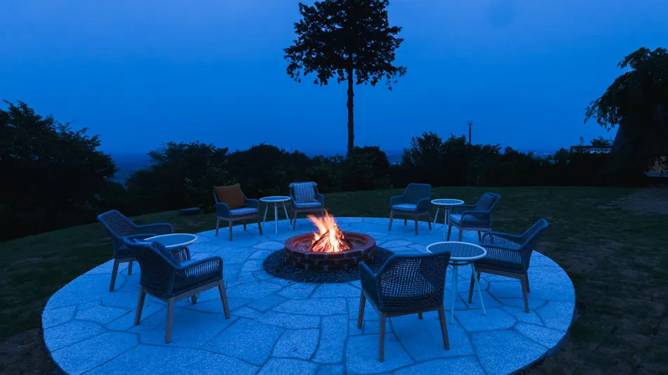 ETOWA KASAMA: Outdoor Resort Close to the Sky and Forest