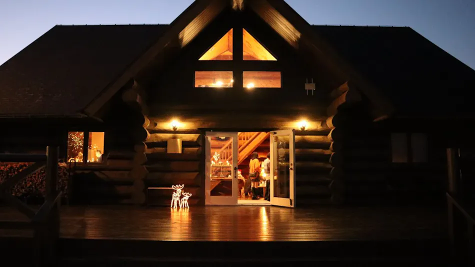 ETOWA KASAMA: Outdoor Resort Close to the Sky and Forest