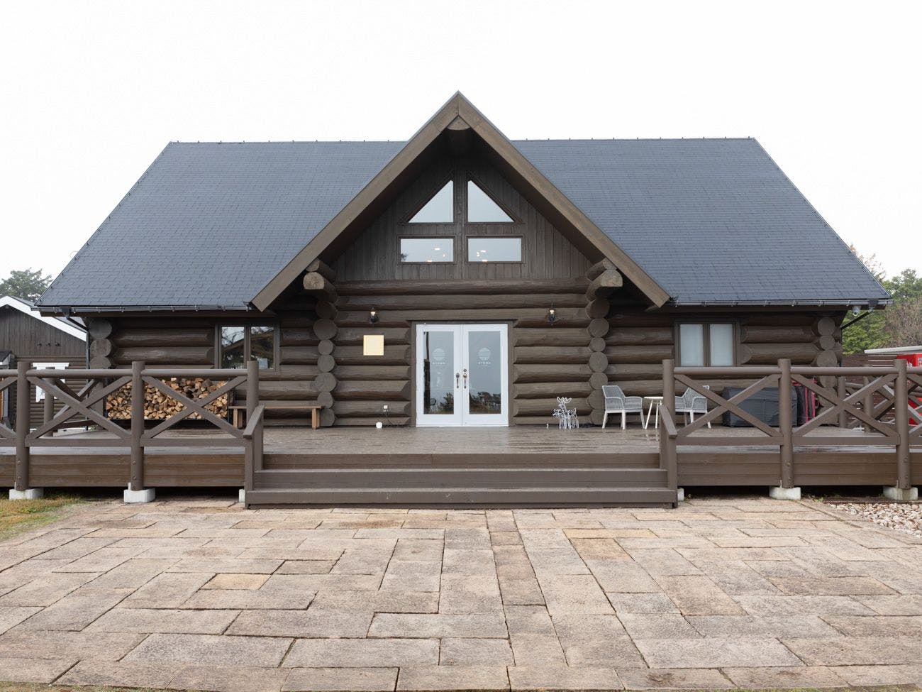 ETOWA KASAMA: Outdoor Resort Close to the Sky and Forest