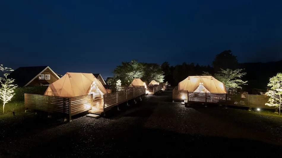 ETOWA KASAMA: Outdoor Resort Close to the Sky and Forest