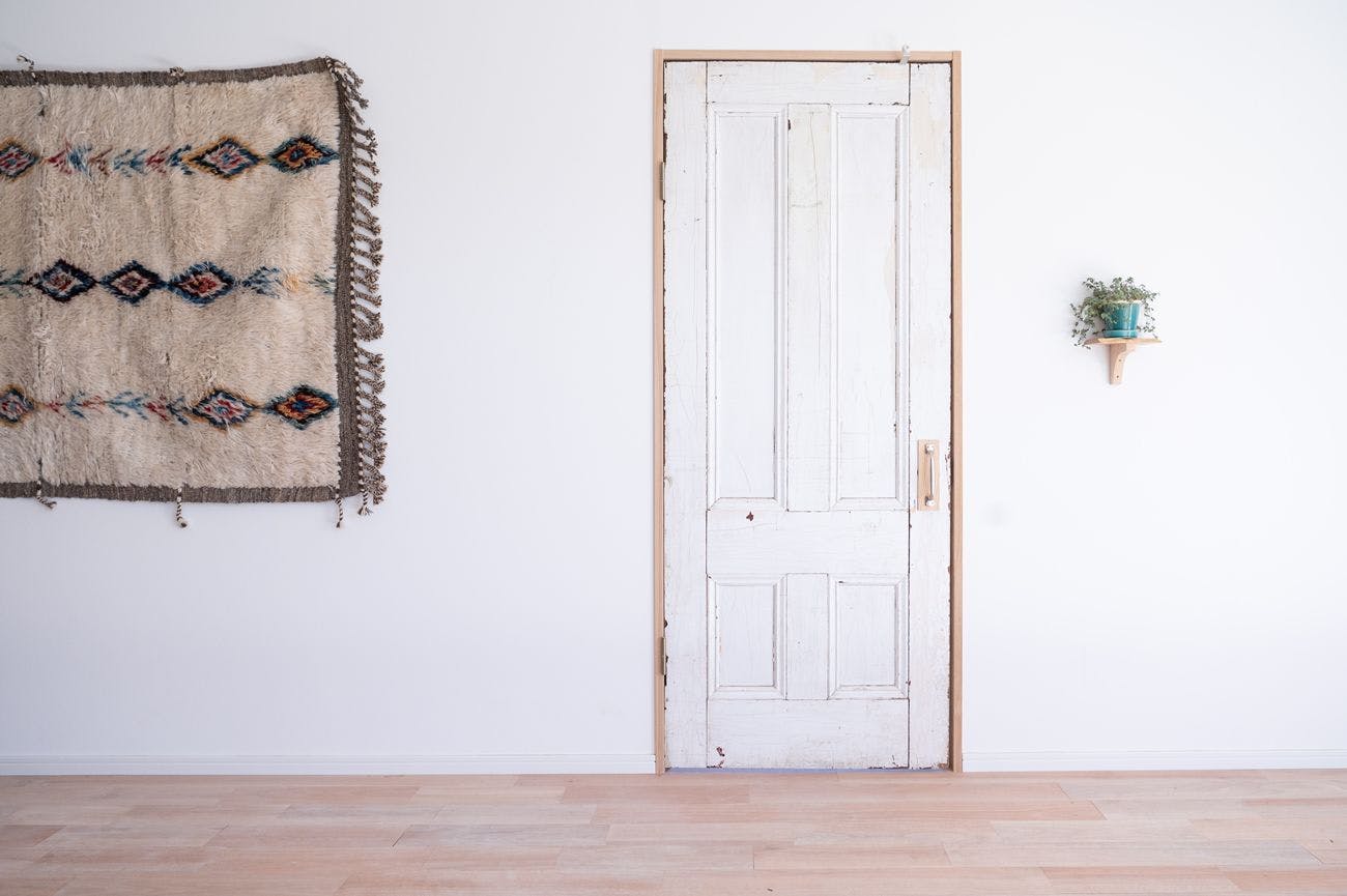 ประตูห้องนอน