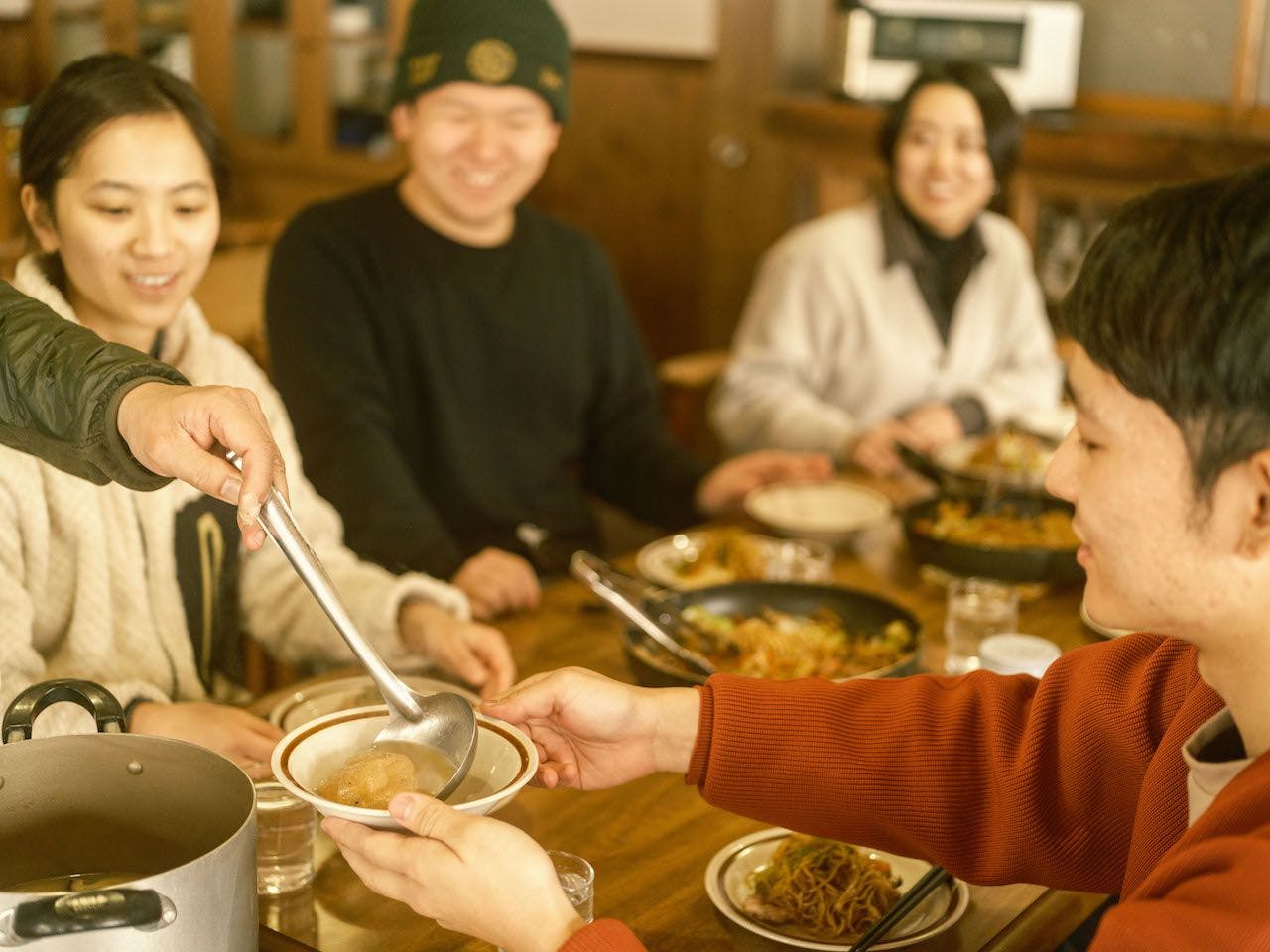 食堂、餐廳大廳。