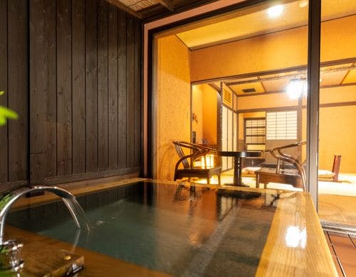 8畳露天風呂付き和室