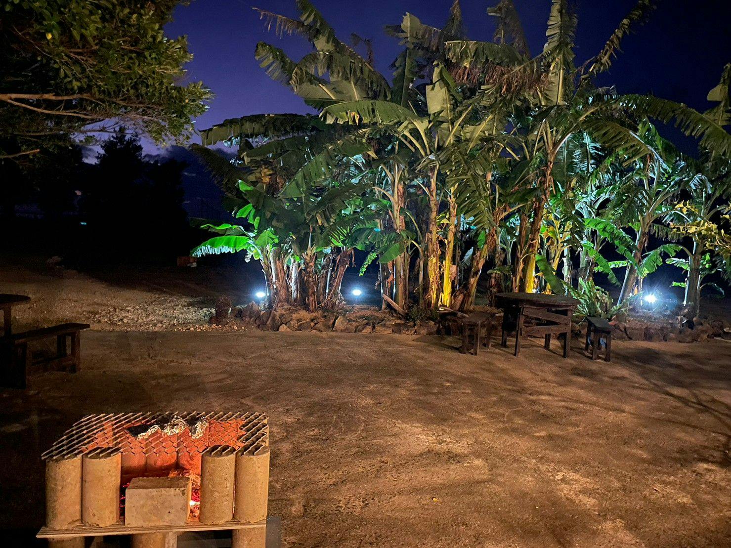 สามารถจัดบาร์บีคิวในสวนกว้างขวางได้