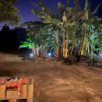 สามารถจัดบาร์บีคิวในสวนกว้างขวางได้