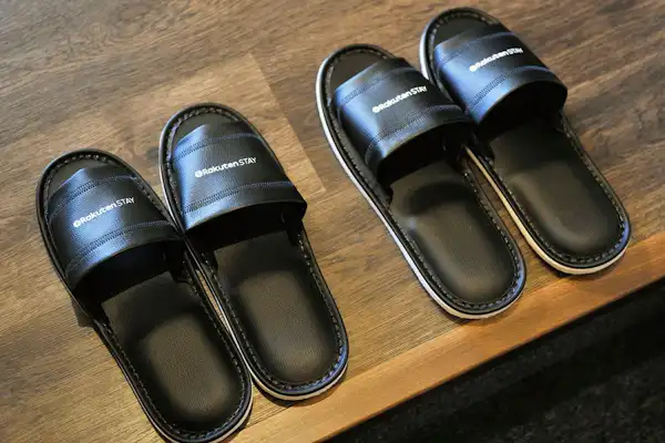 Semua kamar: Sandal