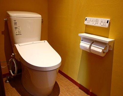 10畳和室は全室洗浄付きトイレを設置