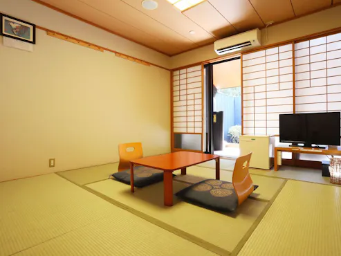 【Kamar Gaya Jepang 8 Tatami dengan Pemandian Air Panas Terbuka】