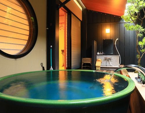 10畳露天風呂付◆畳の間で語らいを楽しむ