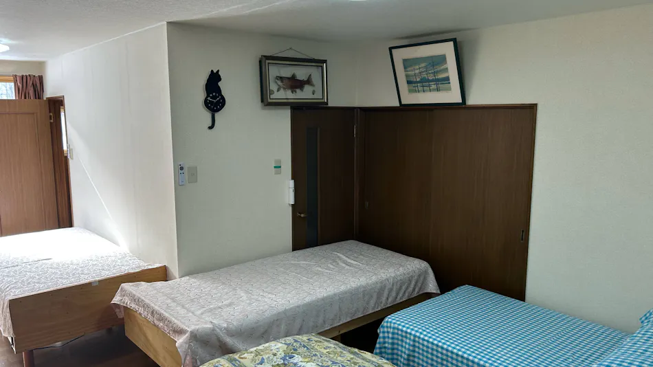 Shiretoko Fishing Guide & Cottage Neko no Shippo