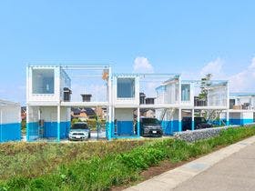 ＨＩＭＩ　ＧＬＡＭＰＩＮＧ　ＲＥＳＯＲＴ　ＷＨＡＲＦ＆ＣＯ．
