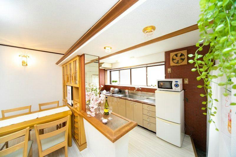 Higashiomi Large House