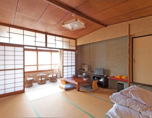 *【本館】和室6畳（一例）