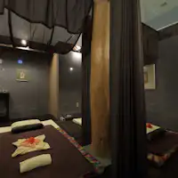 槇の木が並ぶ癒しの空間
