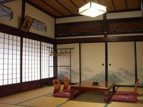 旅館　多聞館