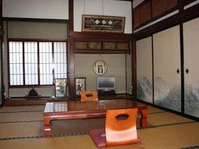 旅館　多聞館