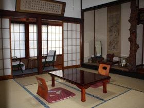 旅館　多聞館