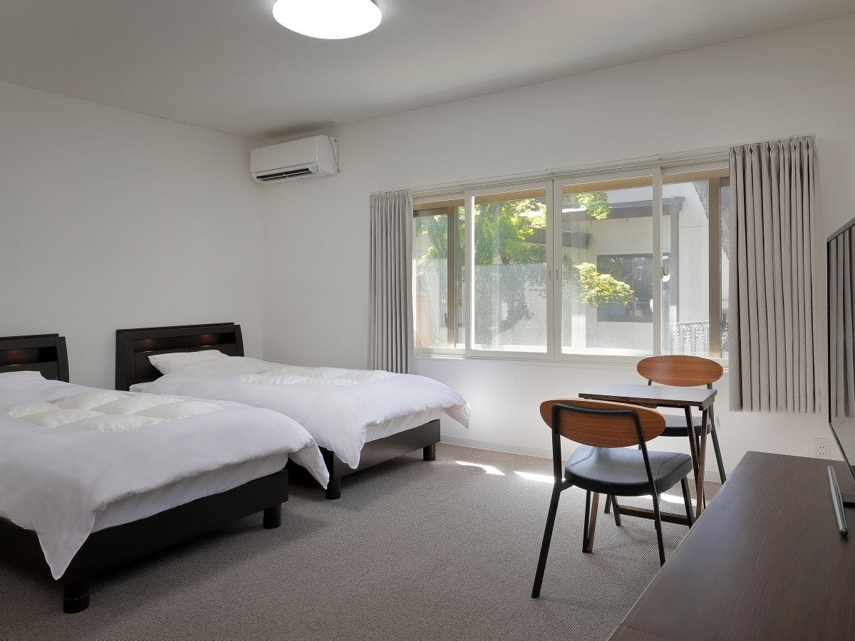 *【อาคารเสริม_The H】ห้องพักปลอดบุหรี่ เตียงคู่