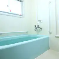有大小兩處浴室。