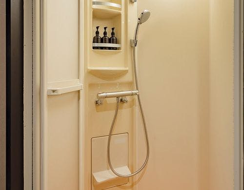 2Fシャワーブース