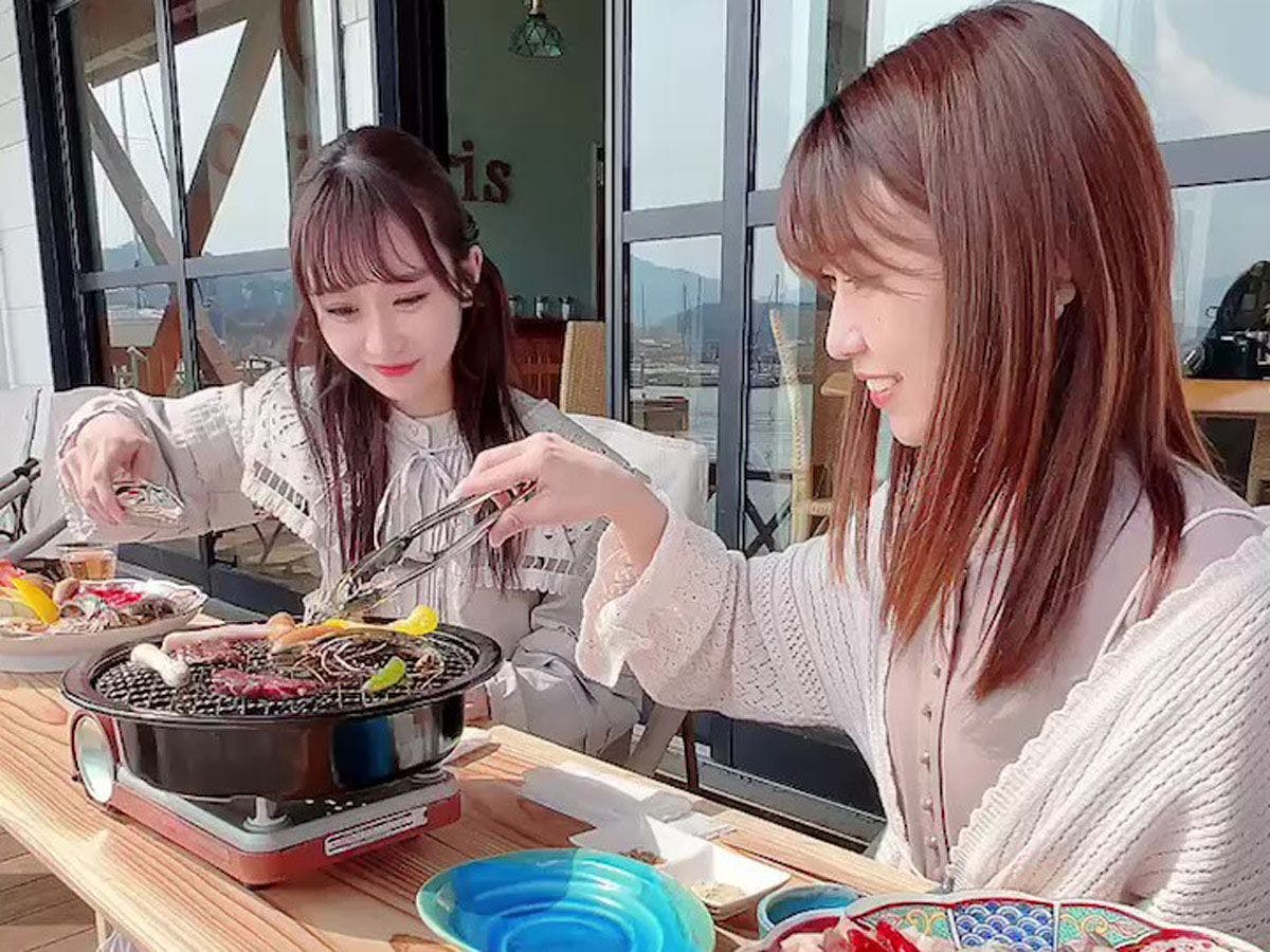 สัมผัสลมทะเลพร้อมกับบาร์บีคิวสุดพิเศษ...