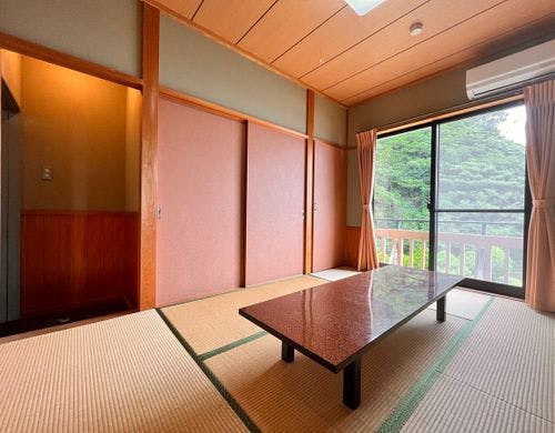 エンデバーの室内