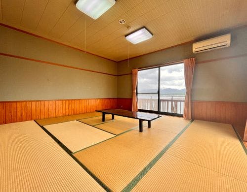 メイフラワーの室内