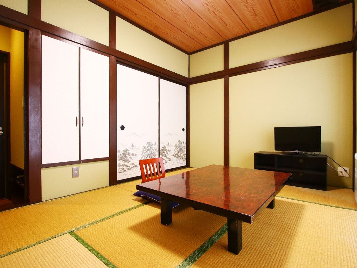 6 เสื่อทาทามิ■ทุกห้องมีตู้เย็น