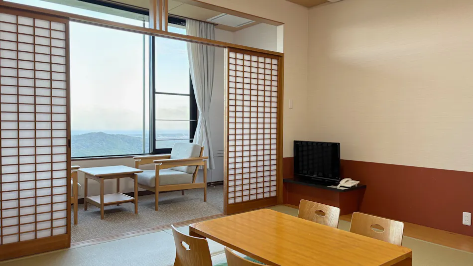 Public Inn Mount Akane