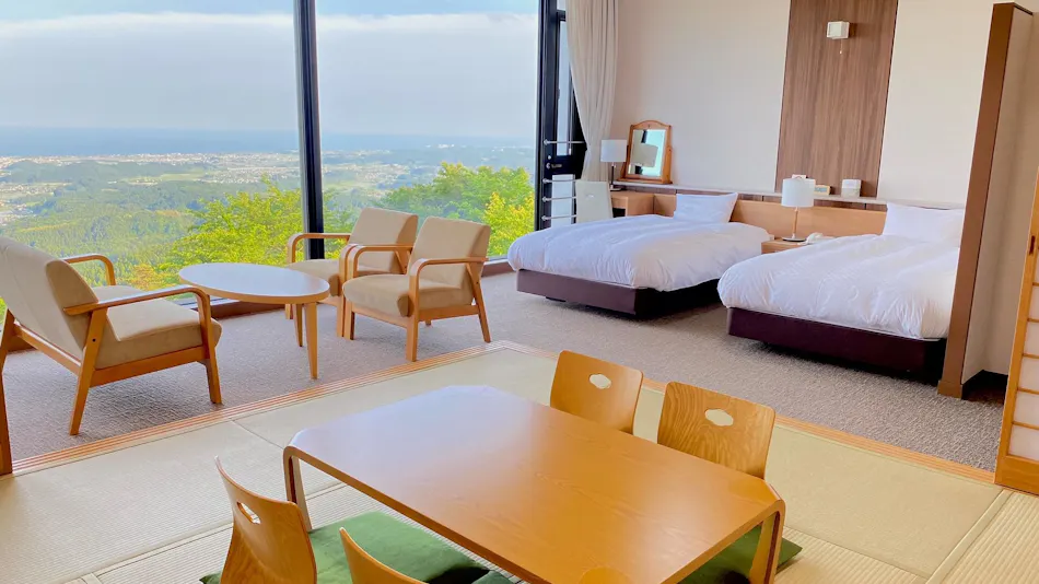 Public Inn Mount Akane