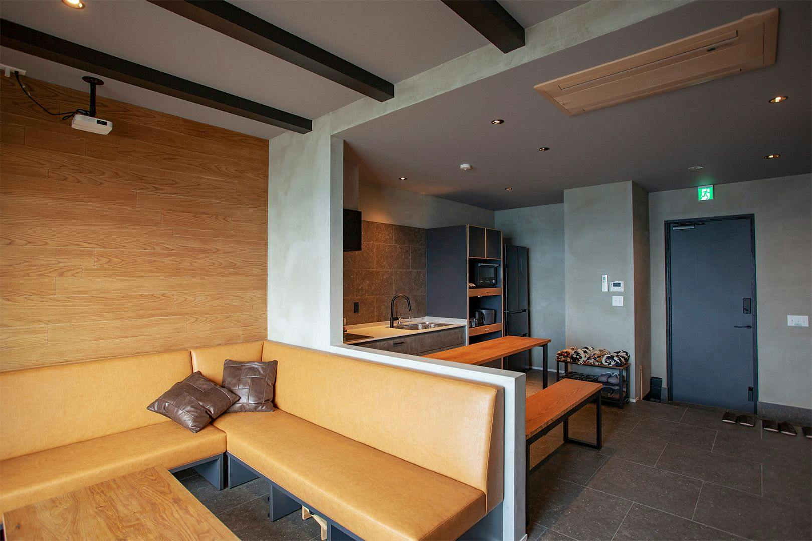 CODE ROOMS ITOSHIMA